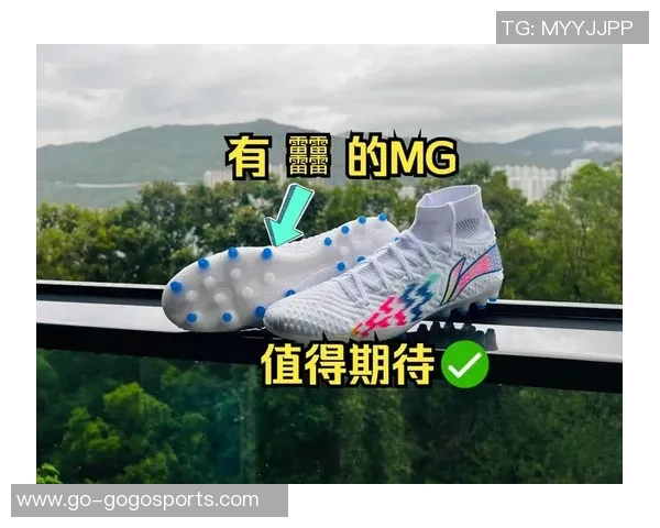 小李子足球鞋的魅力与性能解析让你在球场上尽显风采